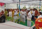 Told the story of Singaji Maharaj's birth, Guru's teachings and miracles