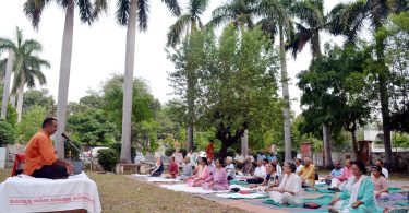 Living a healthy and happy life with the yoga taught by Vishwa Swami Satyanand Saraswati