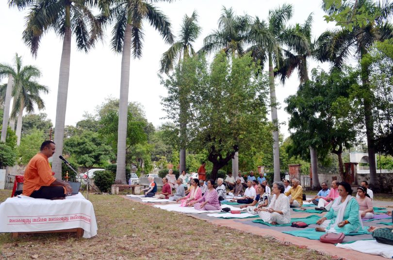 Living a healthy and happy life with the yoga taught by Vishwa Swami Satyanand Saraswati
