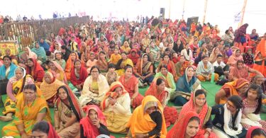 The one whose words remove mental disorders and bring changes in life is the true Satguru.