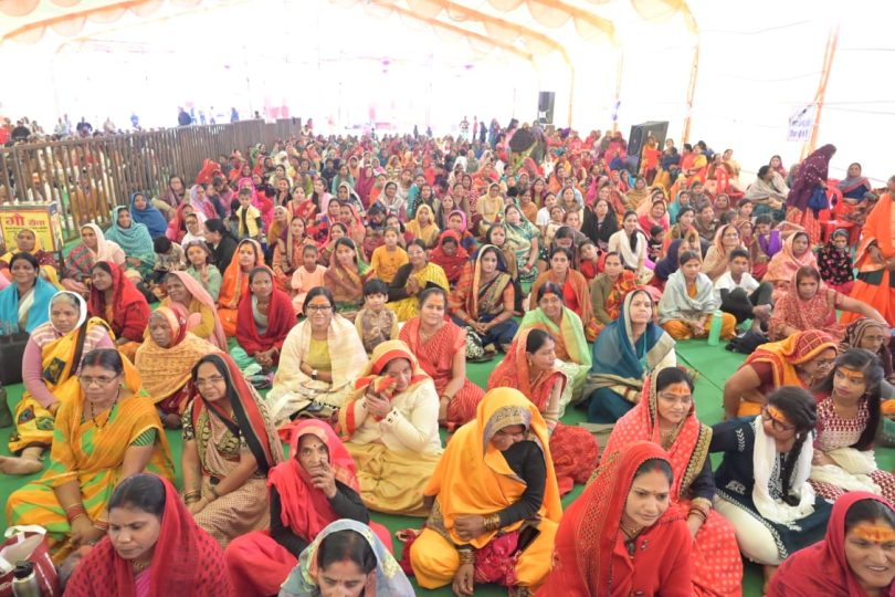 The one whose words remove mental disorders and bring changes in life is the true Satguru.